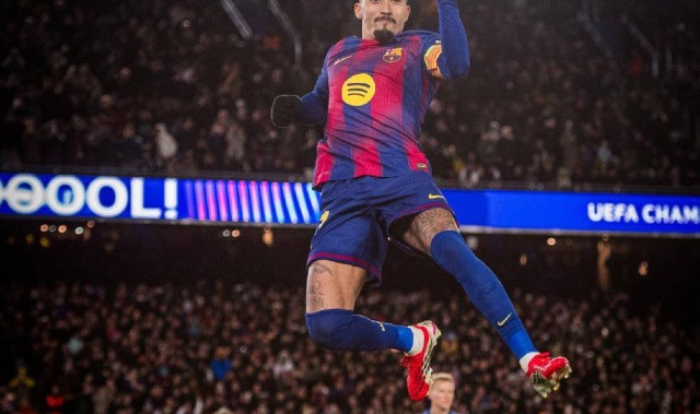 皇马崩了，马竞懵了！西甲欧冠一夜崩盘，只剩巴萨苦苦支撑？