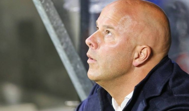 压力堆满：斯洛特利物浦遭遇联赛四连败，接下来连战苦主曼城皇马