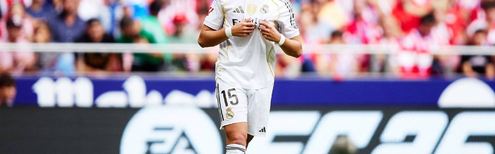 随着马竞5-2皇马，送首败，西甲最新积分榜出炉，巴萨收大礼！