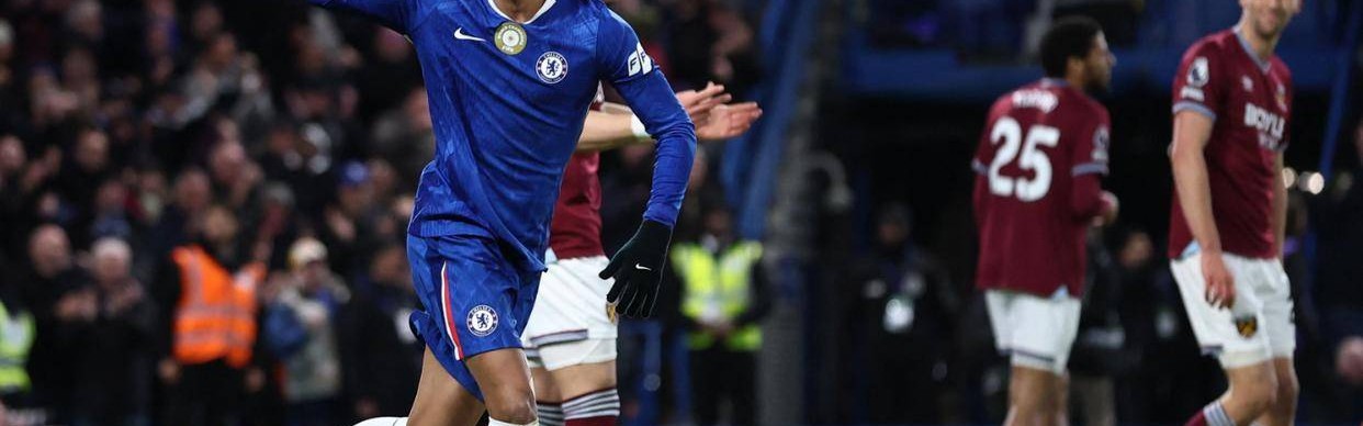 阿森纳对阵切尔西：蓝军背水一战，枪手严阵以待，谁能拿下英联杯决赛席位？