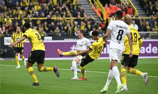 德甲前瞻：残阵法兰克福死磕多特，攻防两极对决定欧冠资格格局