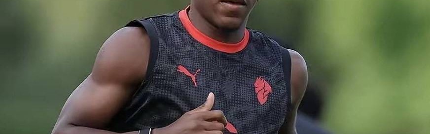 意甲媒体透露：米兰对阵罗马的比赛，俱乐部将祭出全新的锋线组合，恩昆库搭档奇克首发