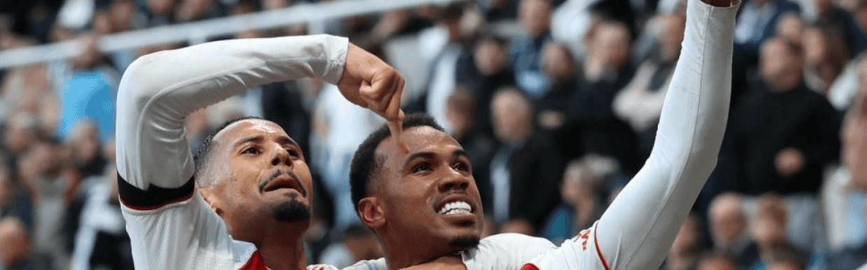 2-1逆转！2-1绝杀！疯狂一夜，巴萨超越皇马，阿森纳缔造奇迹