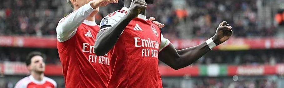 阿森纳登顶积分榜，阵容深度令人羡慕，利物浦夏窗调整未达预期