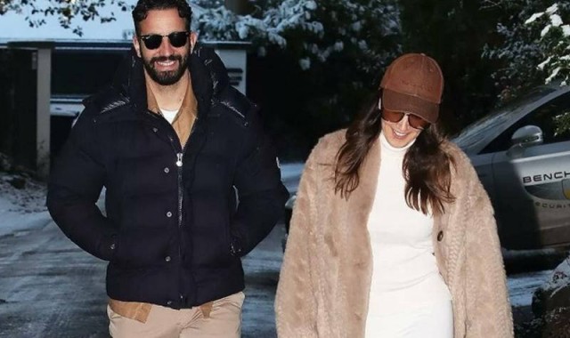 三千万代价换来阿莫林一年执教权，曼联告别经理时代只剩“听话”主帅