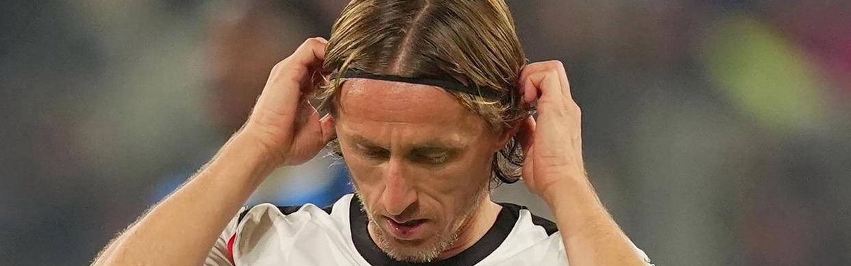 AC米兰1-1亚特兰大，双前锋意甲9轮全无进球，阵容不完整两连平